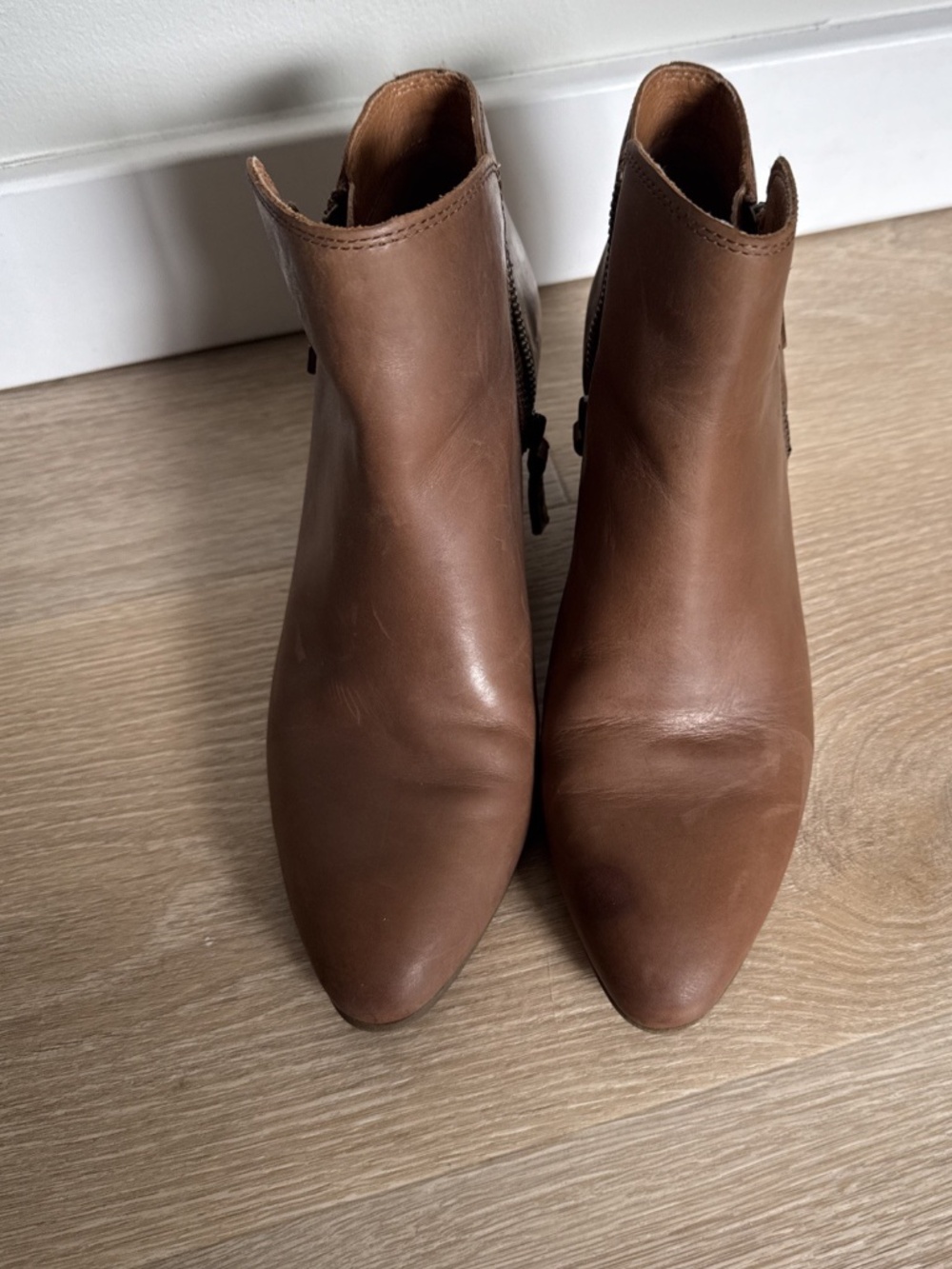 🤎 FRYE Judith Double Zip Leather Ankle Boots | Wheat Brown | Women’s 8.5M